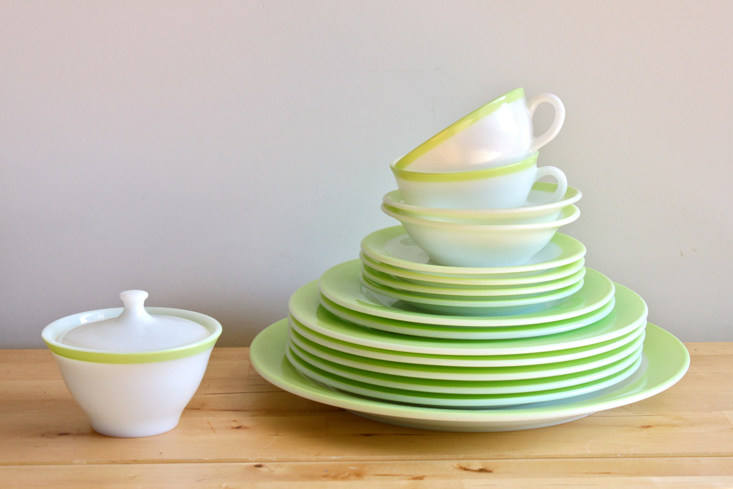 Lime best sale green dishes